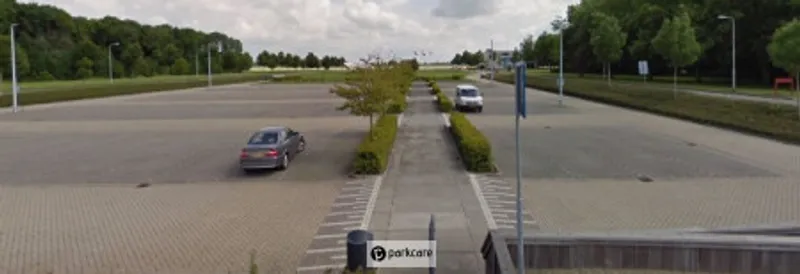 Overzicht parkeerterrein Parkeren Lelystad Airport P1